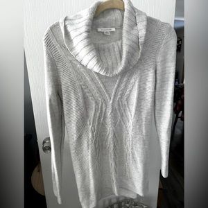 Motherhood maternity sweater